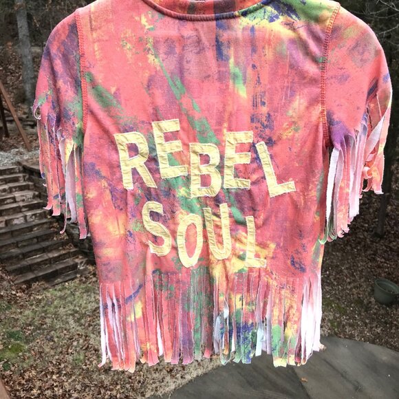 Spring Summer Top, Women’s Size Small: Upcycled Rebel Soul Shirt, Fringy Hems - Picture 10 of 10